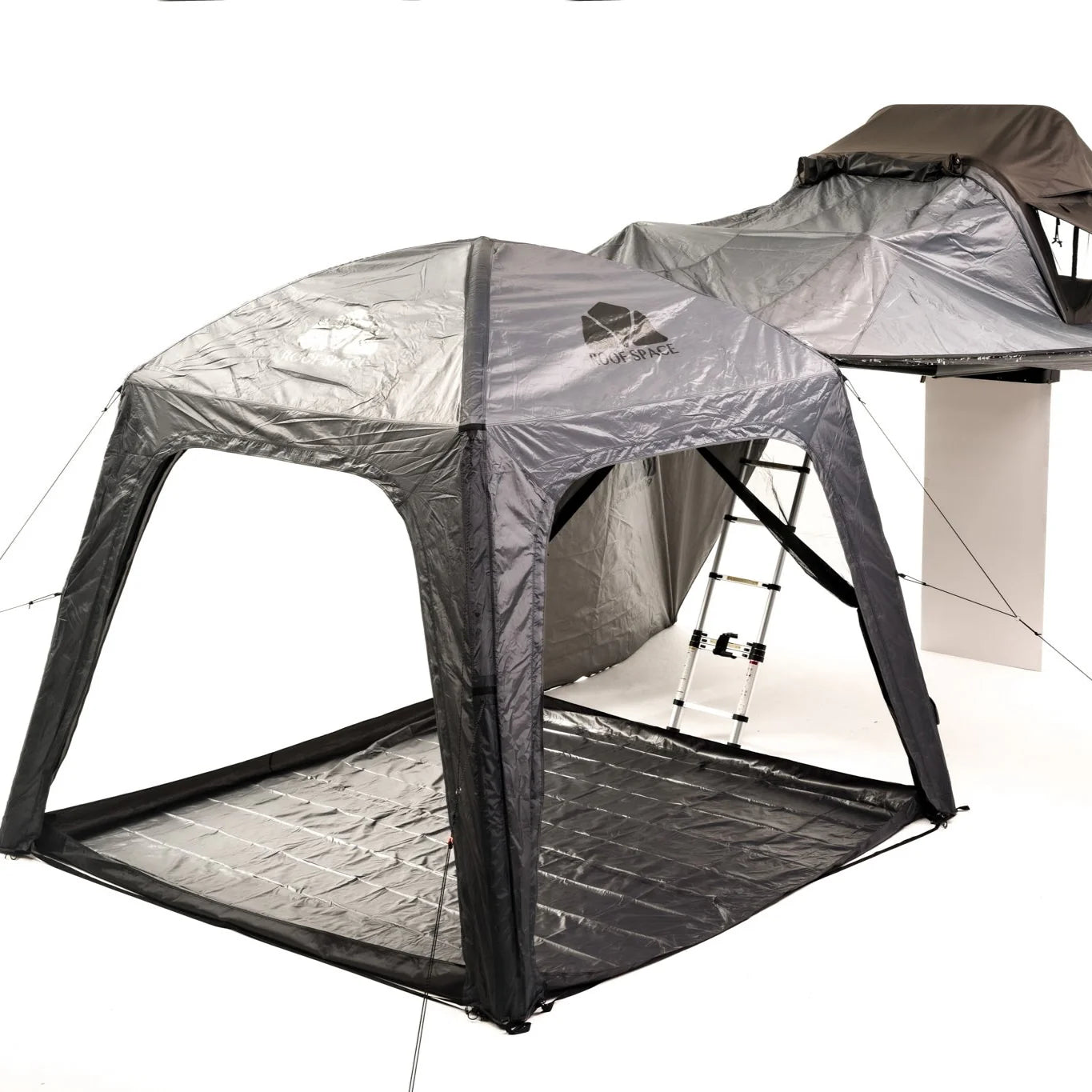 Vue complète annexe de tente de toit Roof Space Family Base