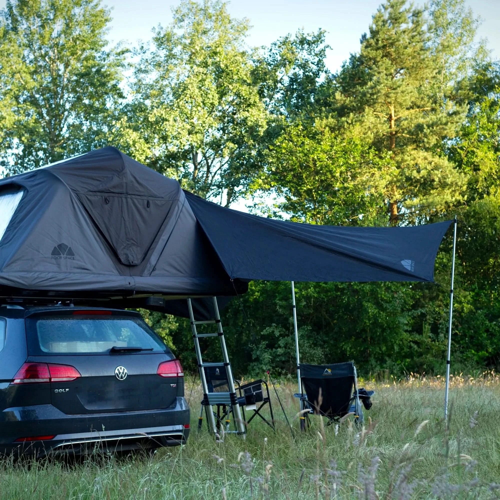 Auvent de tente de toit Roof Space Light Awning en extérieur